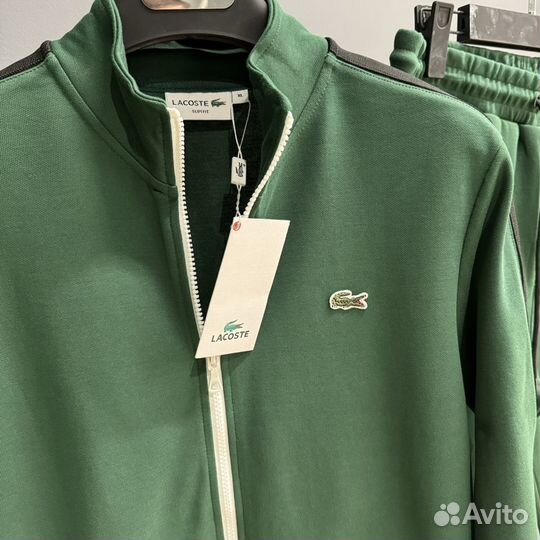 Спортивный костюм Lacoste