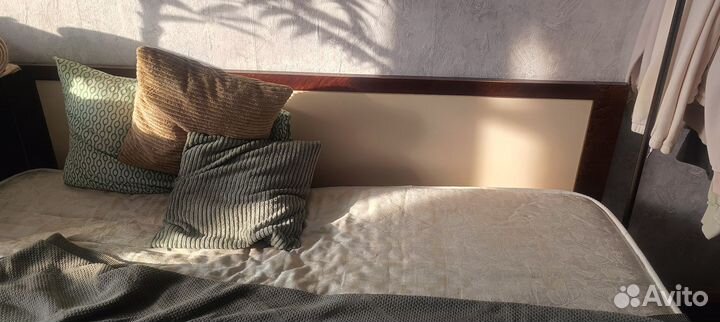 Кровать двухспальная 180*200