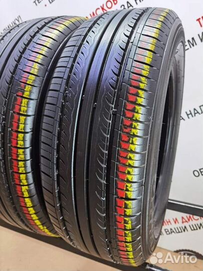 Kumho Solus KH17 215/60 R16 95V