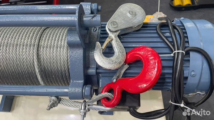 Лебедка электрическая 500-1000 кг