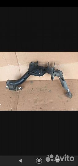 Рычаг задний продольный левый нижний Honda CR-V 4