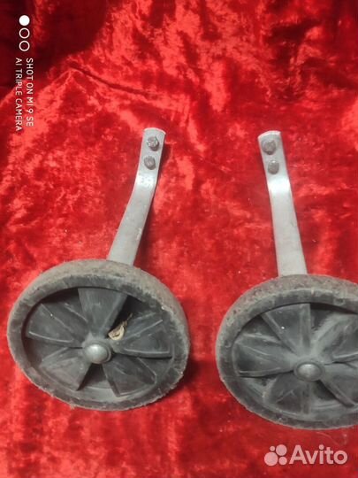 Колесики вспомогательные для детского велосипеда 