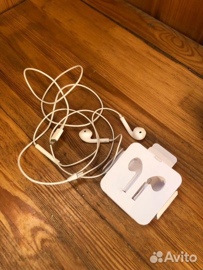 Наушники apple earpods lightning