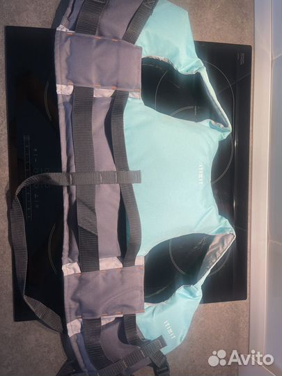 Жилет спасателтеый декатлон 25-40 кг