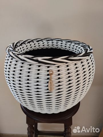 Кашпо из ротанга