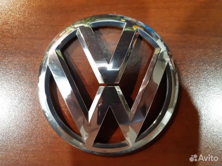 Значок-эмблема Volkswagen