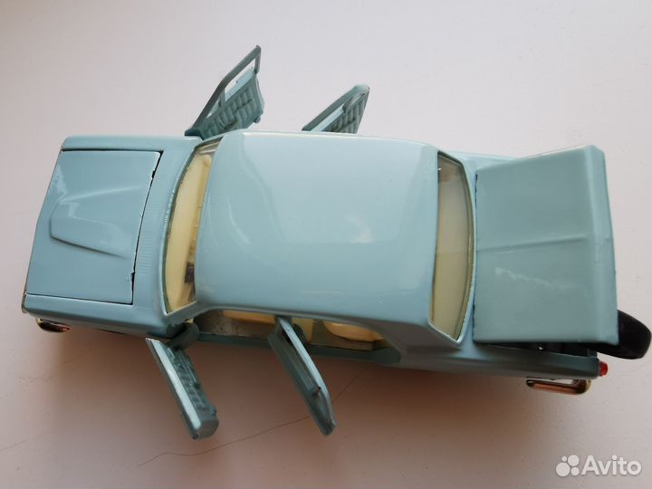 Волга газ-24