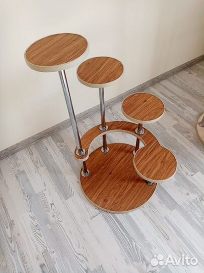 Подставка под цветы