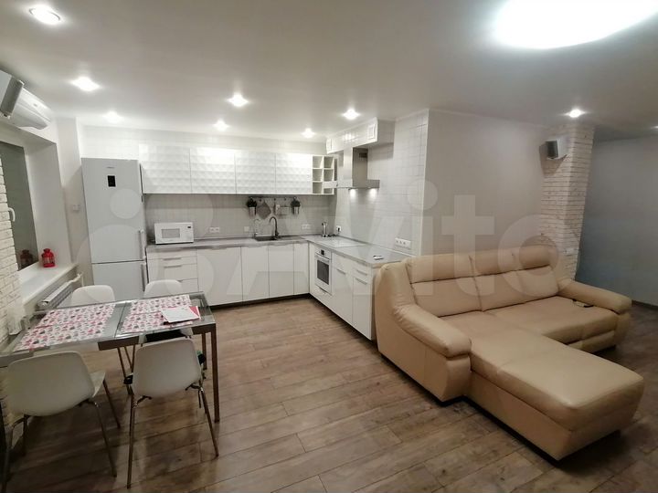 3-к. квартира, 90 м², 5/13 эт.