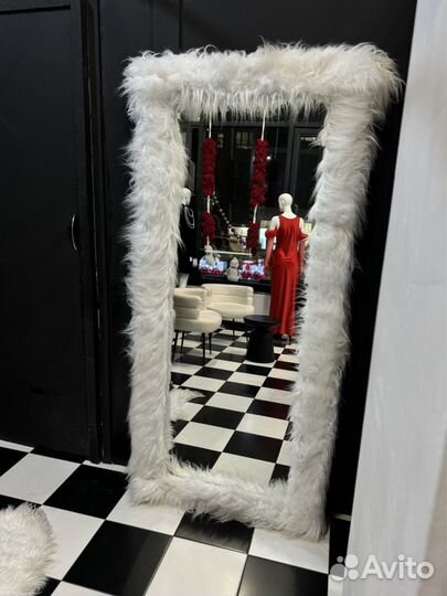 Зеркало напольное