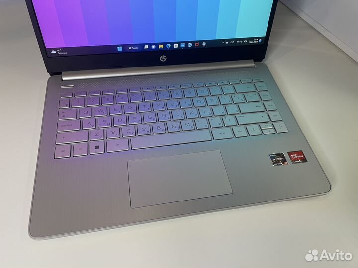Тонкий Ноутбук HP Ryzen 3 5300u / SSD / озу 8гб