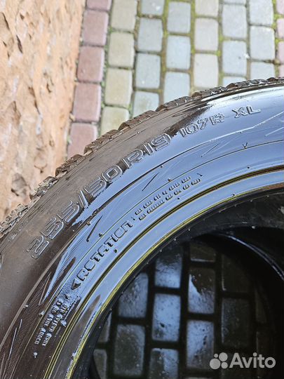 Nokian Tyres Hakkapeliitta R2 SUV 255/50 R19 107R