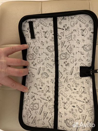 Пенал школьный новый