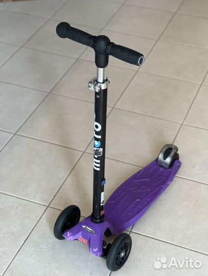 Самокат Maxi micro с рюкзаком