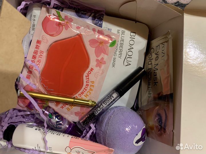 Подарочный косметический бокс новый