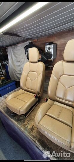 Сидения Porsche Cayenne 958