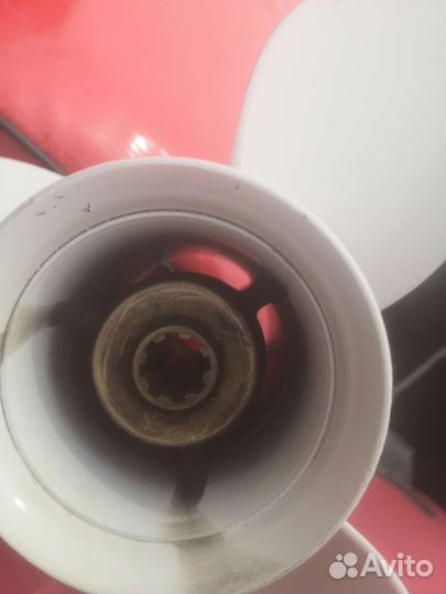 Меняю гребной винт ямаха 9.9 на винт мерлин 20