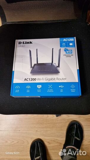 Маршрутизатор D link dir-825