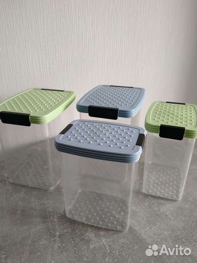 Контейнеры для сыпучих продуктов