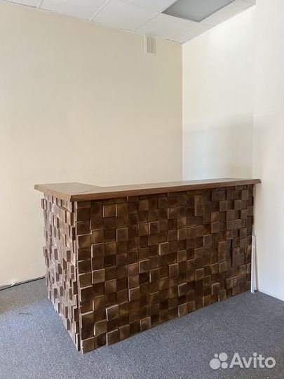 Стойка ресепшен