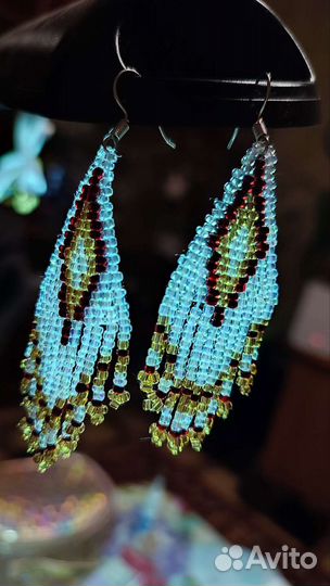 Серьги из бисера ручной работы