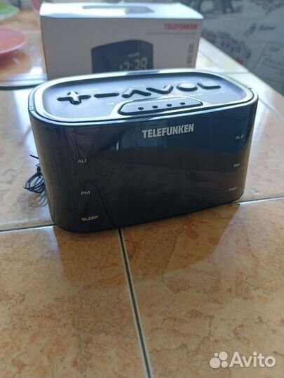Радиоприемник с будильником 