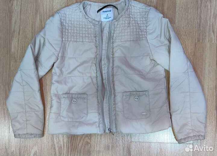 Легкая курточка Mayoral 128