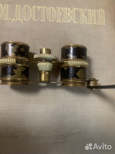 Театральный бинокль