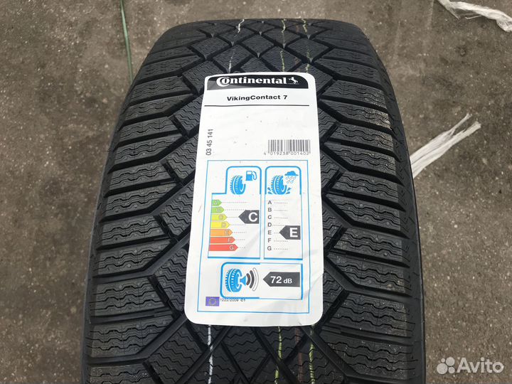 Continental ContiVikingContact 7 215/70 R16 100T
