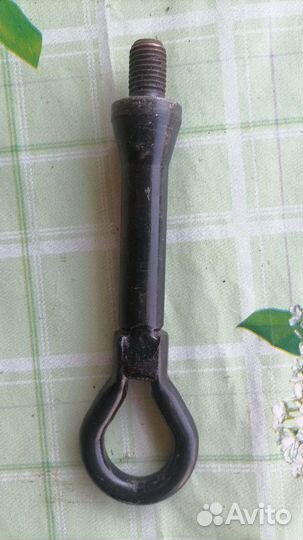 Буксировочная петля Nissan