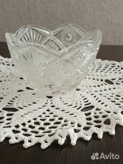 Вазы хрустальные