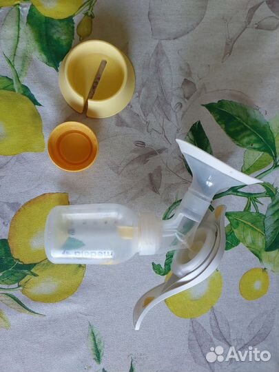 Молокоотсос ручной medela