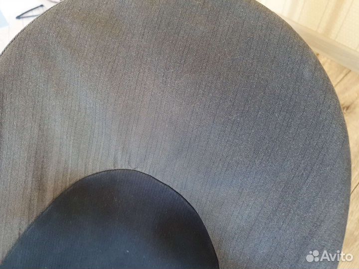 Детский шезлонг babybjorn с игрушкой оригинал