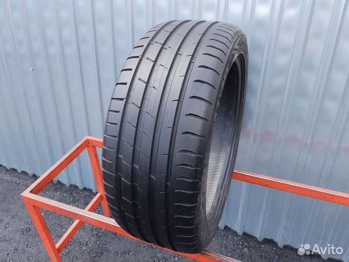 Nokian Tyres PowerProof 225/45 R18 95Y