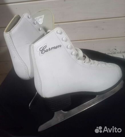 Фигурные коньки Carmen