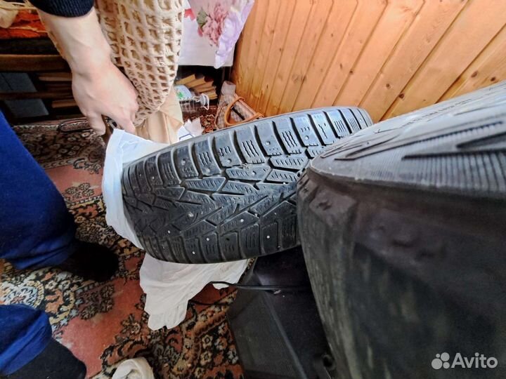 Nokian Tyres Hakkapeliitta 7 195/65 R15 95T