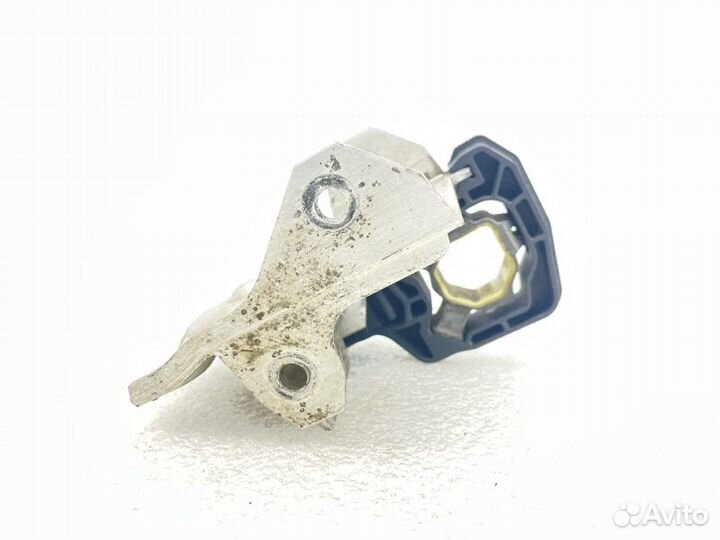 Кронштейн радиатора передний правый Bmw 7-Series