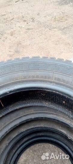 Maxxis ArcticTrekker NS3 225/60 R17