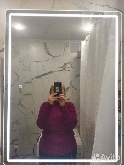 Шкаф зеркальный с подсветкой для ванной