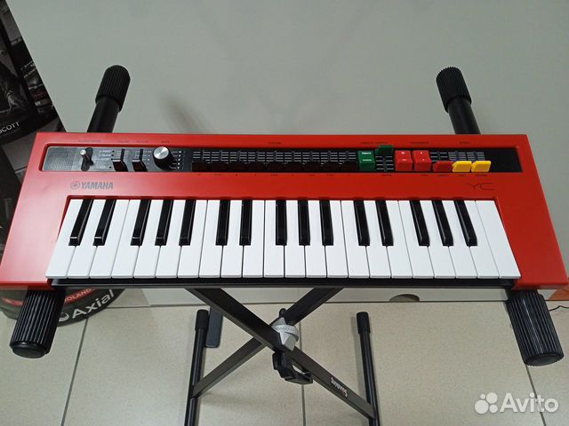 Аналоговый синтезатор Yamaha reface YC 37