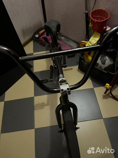 Трюковой велосипед bmx