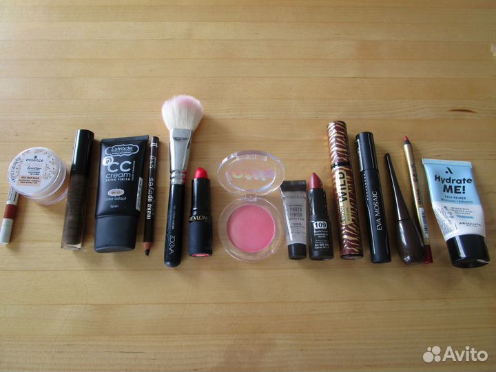 Набор косметики пакетом