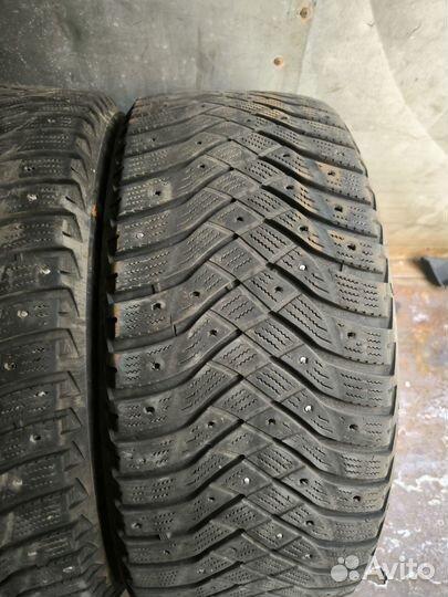 Goodyear UltraGrip Arctic 2 235/45 R18