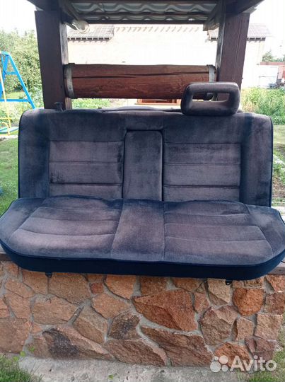 Заднее сиденье от ауди100
