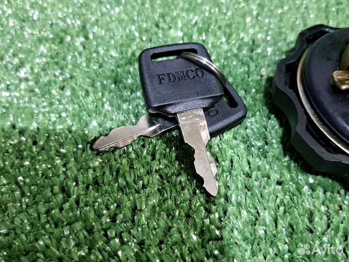 Крышка бака на мопед