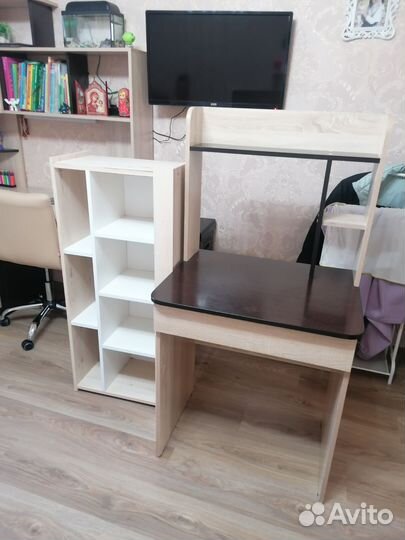Компьютерный стол