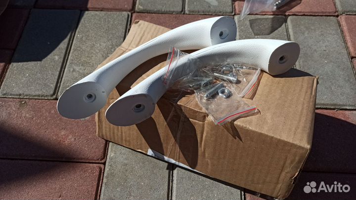 Ручки для ванны