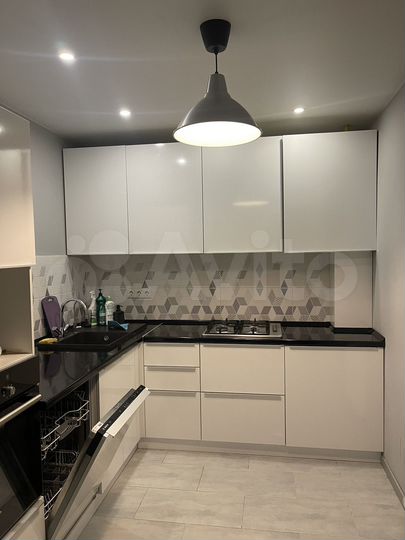 3-к. квартира, 75,4 м², 4/9 эт.