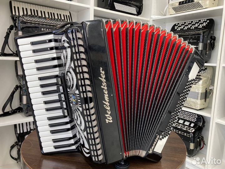Аккордеон Weltmeister Caprice