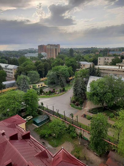 2-к. квартира, 60 м², 10/12 эт.